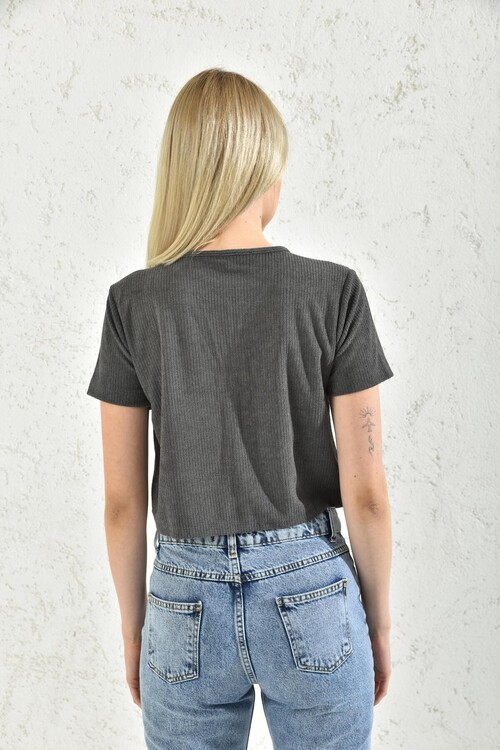 Antrasit Düğme Detay Kaşkorse Crop Bluz