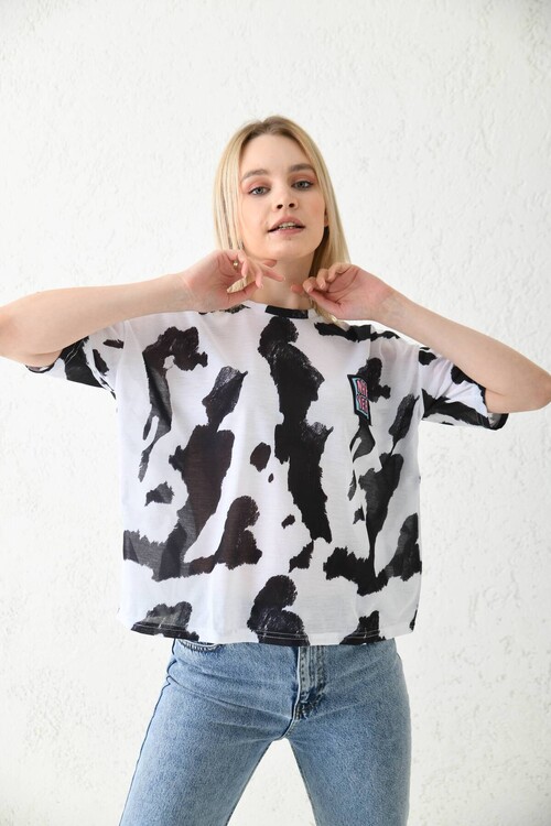 White Print Detailed Knitted T-Shirt