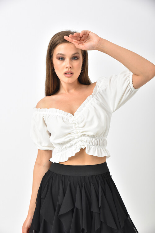 White Front Gathered Elastic Detailed Crop Blouse
