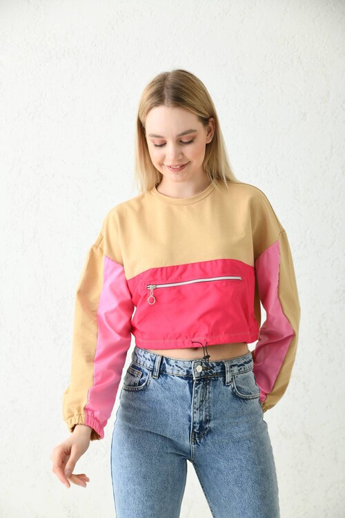 Camel Front Zipper Pocket Detailed Sweatshirt