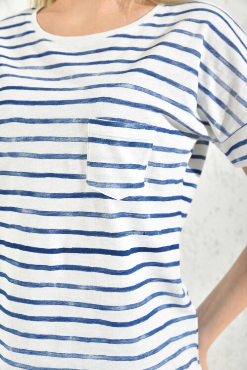 Ecru Printed T-Shirt with Pockets and Short Sleeves