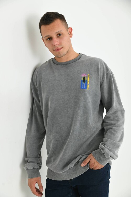 Men Gray Acid Wash Back Print Detailed Sweatshirt