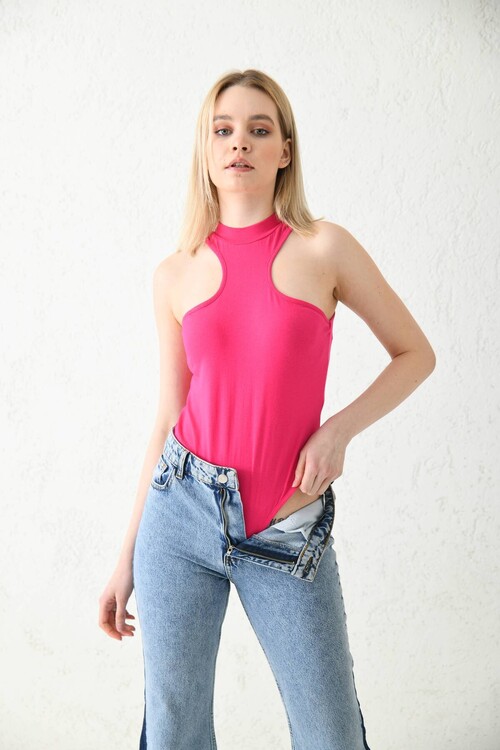 Fuchsia Turtleneck Sleeveless Snap Fastener Body