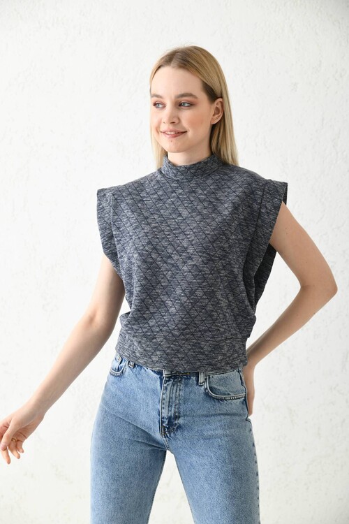 Gray Diamond Pattern Bat Sleeve Blouse