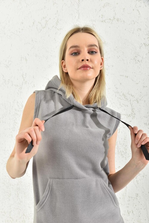 Gray Hooded Pocket Detail Sleeveless Vest