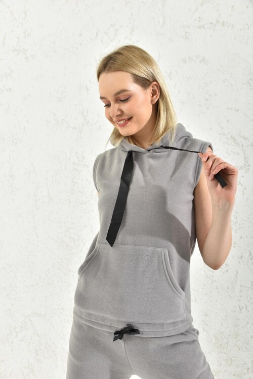 Gray Hooded Pocket Detail Sleeveless Vest