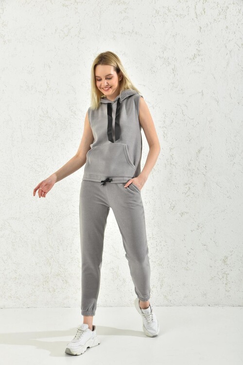 Gray Hooded Kangaroo Pocket Detailed Sleeveless Vest Set