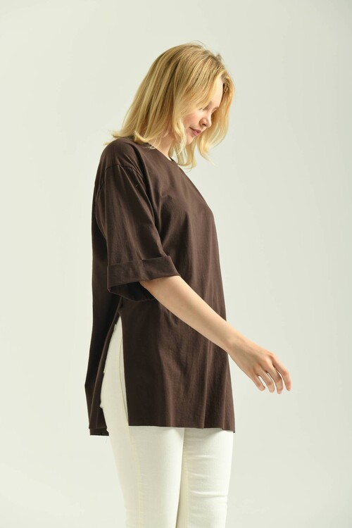Brown Double Sleeve Wide Cut Asymmetrical Slit Knitted T-Shirt
