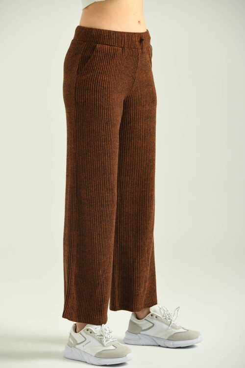 Brown Ribbed Pocket Detail Sports Knitted Trousers