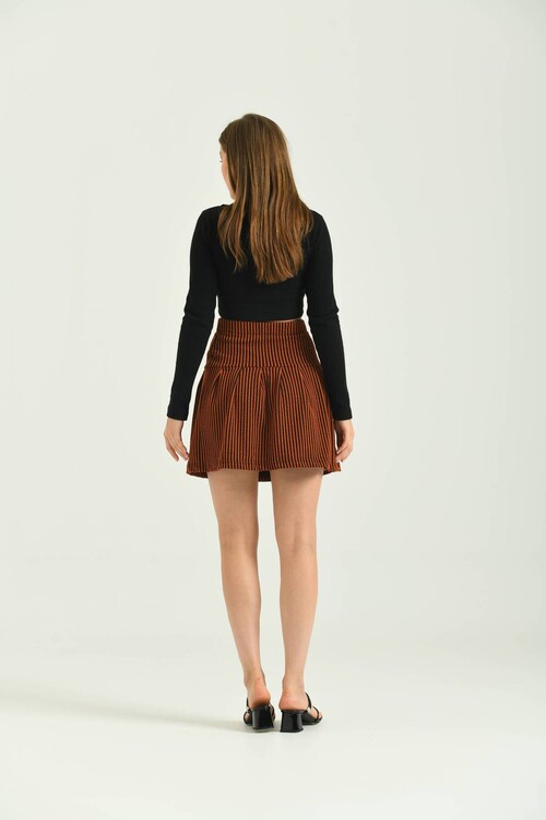 Brown Elastic Detailed Pleated Skirt