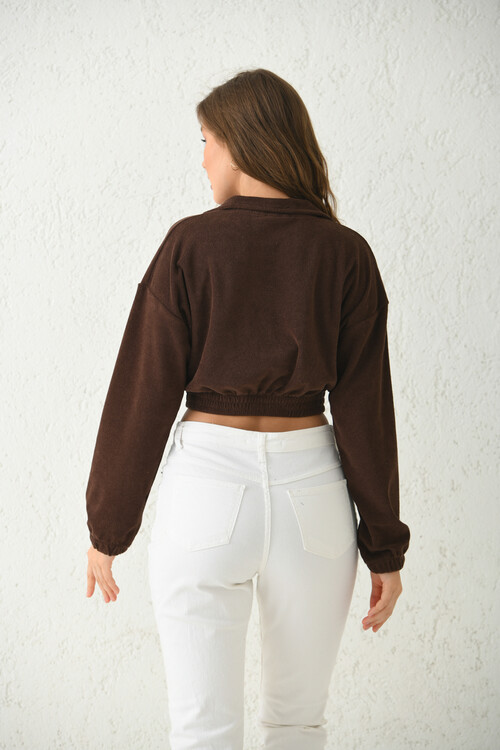 Brown Polo Neck Crop Knitted Sweatshirt