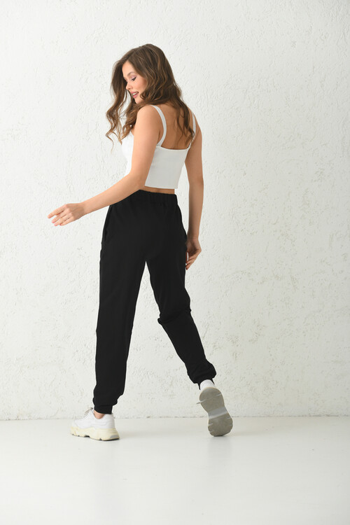 Black Elastic Pocket Detailed Sweatpants