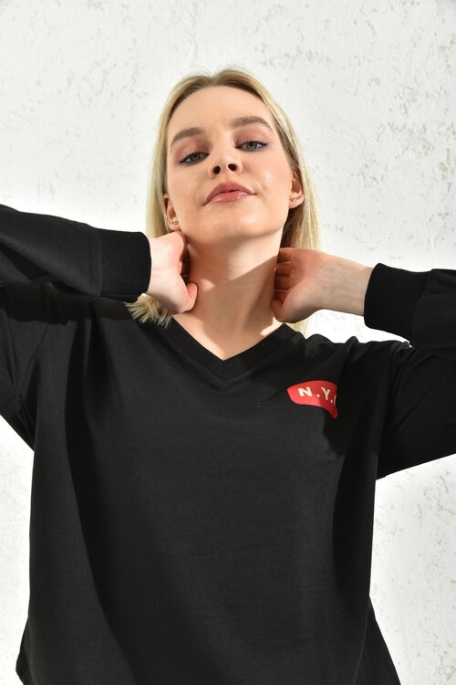 Black V-Neck Print Detailed Blouse