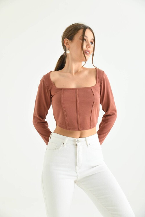 Cinnamon Front Stripe Detailed Square Neck Crop Blouse