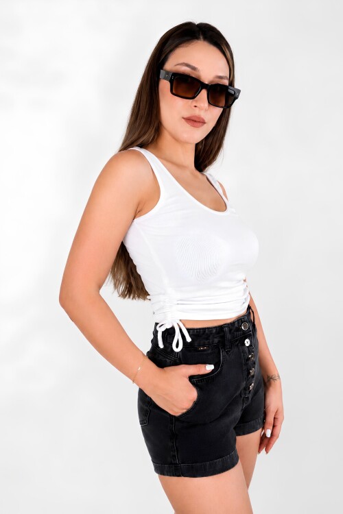 Beyaz Büzgü Drape Detaylı Crop Atlet | Havuz Yaka Fitted Kalıp | Asimetrik Kesim Fitilli Kaşkorse Esnek Örme Kumaş | %96 Pamuk %4 Elastan