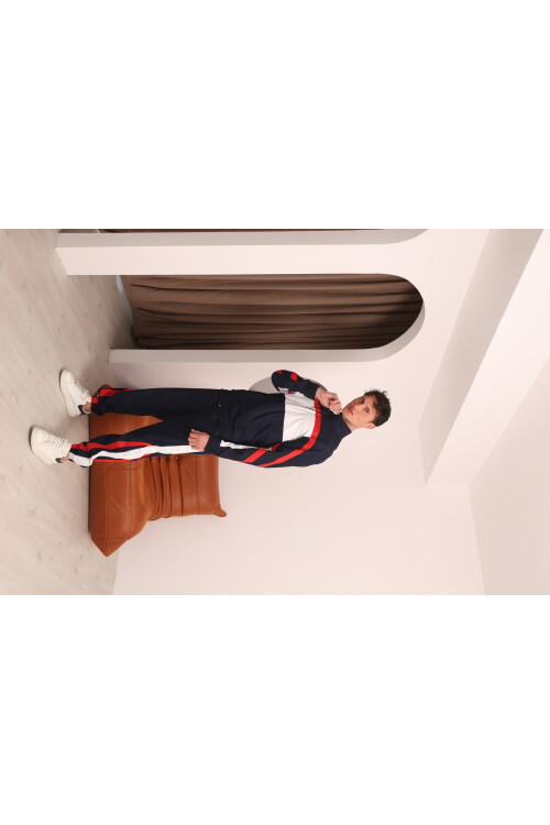 Erkek Lacivert Özel Seri Kırmızı ve Beyaz Şerit Detaylı Eşofman Takımı