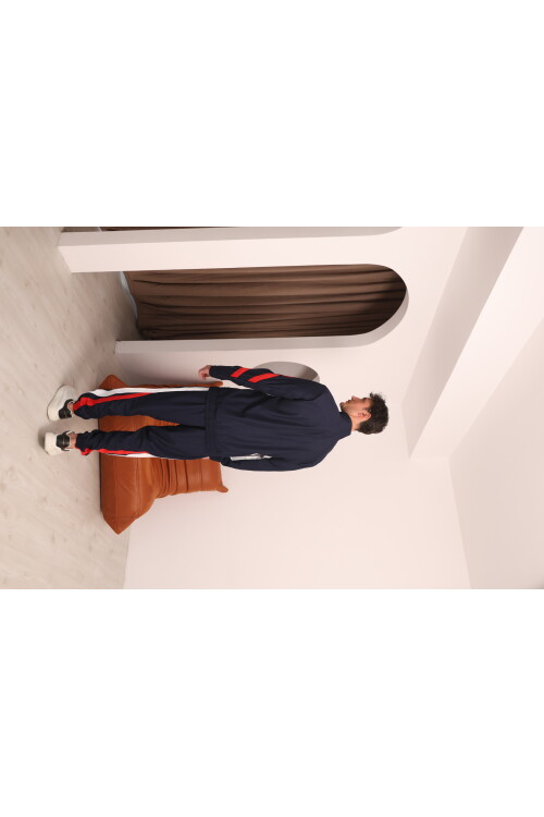 Erkek Lacivert Özel Seri Kırmızı ve Beyaz Şerit Detaylı Eşofman Takımı