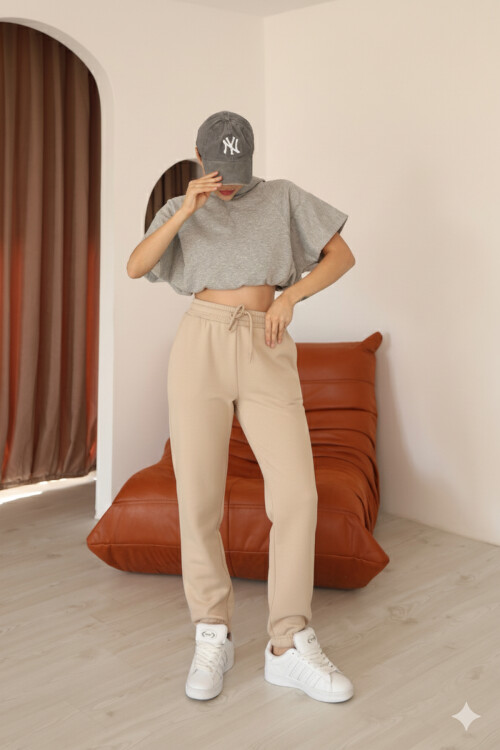 Kadın Bej Relaxed Kalıp Paça ve Bel Lastik Detaylı Eşofman Altı