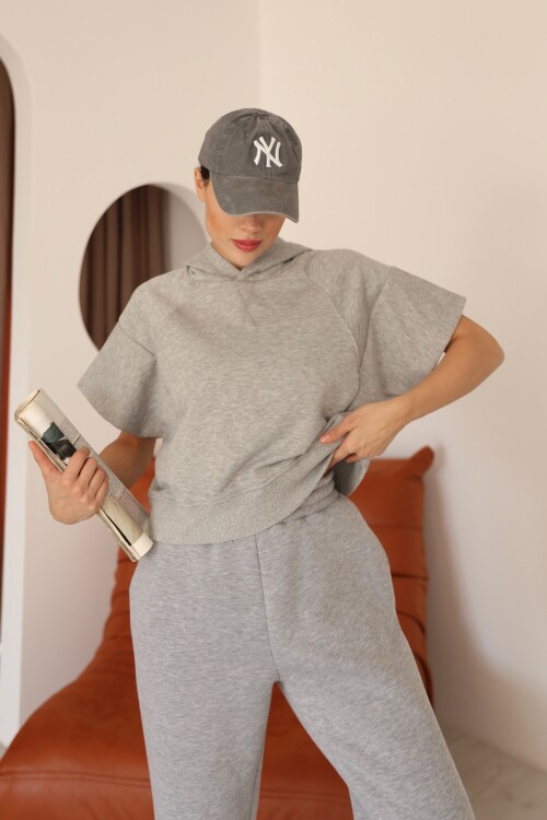 Kadın Gri Melanj Ay Kol Kapüşonlu Relaxed Kalıp Örme Crop Sweatshirt