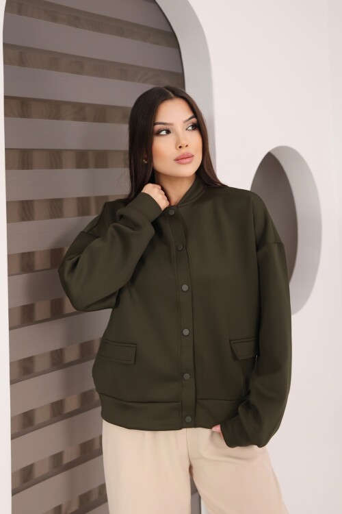 Kadın Haki Cep Detaylı ve Çıtçıt Detaylı Scuba Örme Ceket