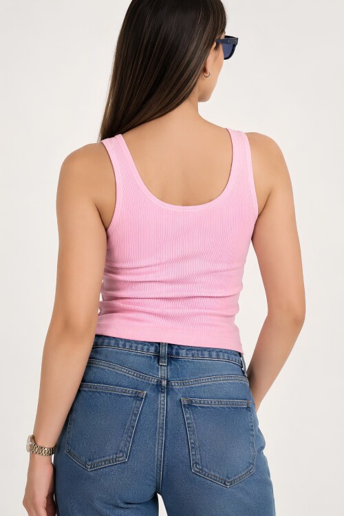 Kadın Pembe Fitted Havuz Yaka Atlet | Kalın Askılı Fitilli Kaşkorse Örme Kumaş | %98 Pamuk %2 Elastan Esnek Vücuda Oturan Basic Atlet | Günlük Casual 