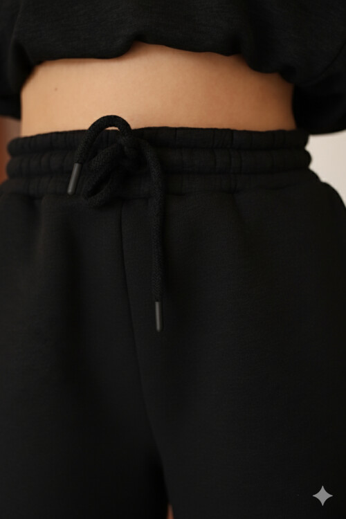 Kadın Siyah Relaxed Kalıp Paça ve Bel Lastik Detaylı Eşofman Altı