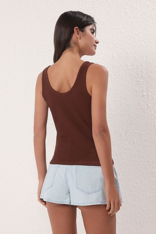 Kahverengi Fitted Havuz Yaka Fitilli Esnek Örme Atlet