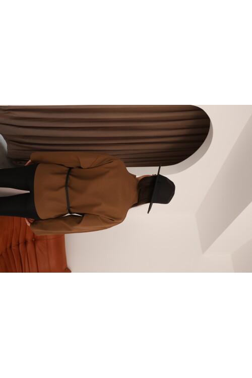 Kahverengi Kaşe Kruvaze Düşük Omuz ve Kemer Detaylı Kadın Ceket