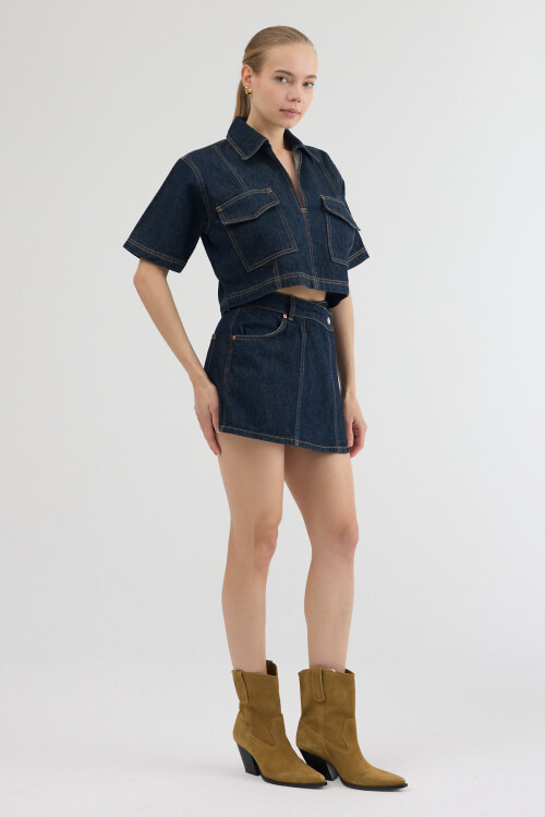 Koyu Lacivert Gömlek Yaka Cep Detaylı Üst ve Asimetrik Düğmeli Kot Şort Etek Urban Stil İkili Takım