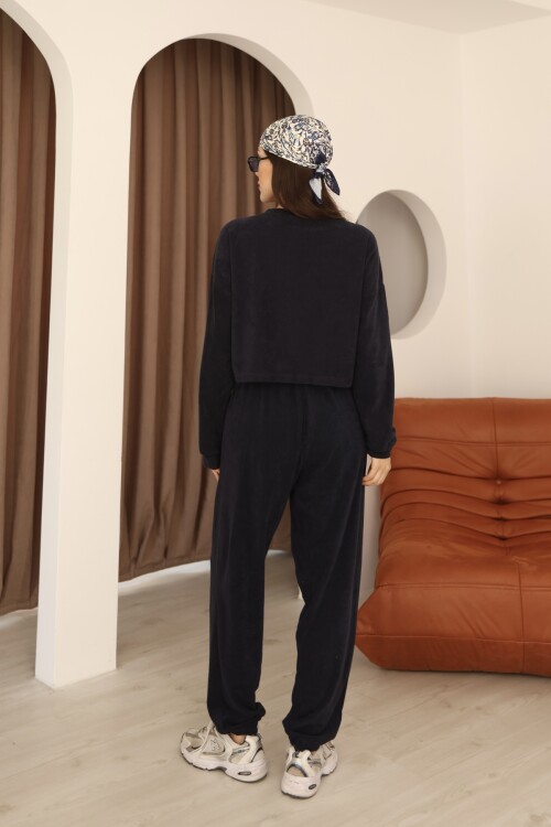 Lacivert Havlu Kumaş Paça Bel ve Manşet Lastik Detaylı Uzun Kollu Crop Eşofman Takımı