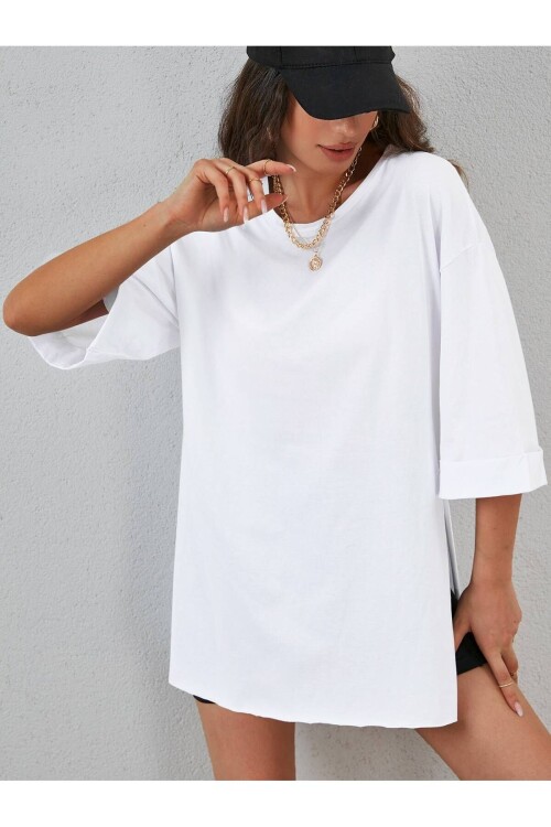 Moviment Kadın Standart Beden Duble Kol Yandan Yırtmaçlı Beyaz T-shirt