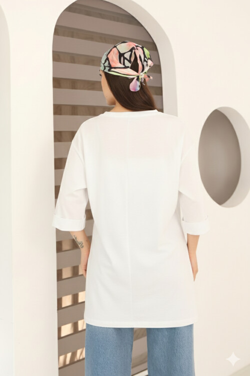 Moviment Kadın Standart Beden Duble Kol Yandan Yırtmaçlı Beyaz T-shirt