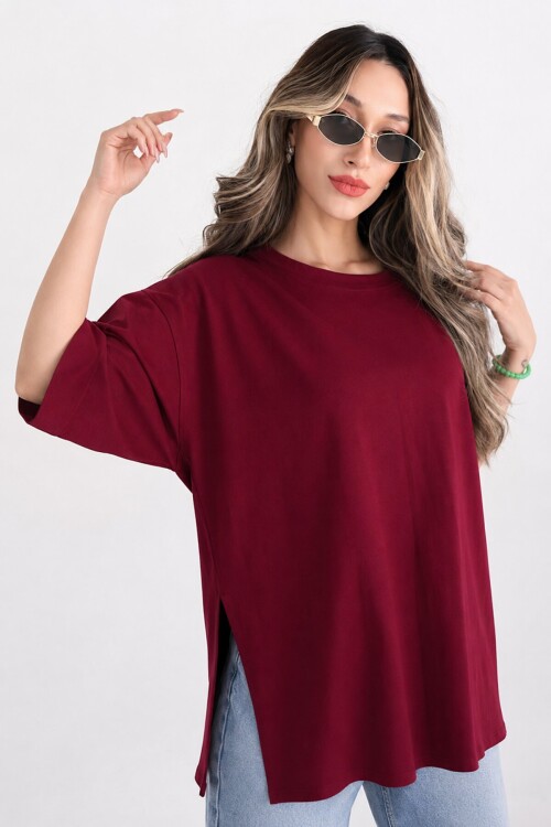 Moviment Kadın Standart Beden Duble Kol Yandan Yırtmaçlı Bordo T-shirt