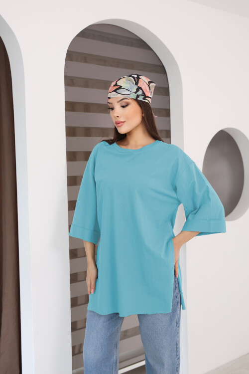 Moviment Kadın Standart Beden Duble Kol Yandan Yırtmaçlı Mavi T-shirt