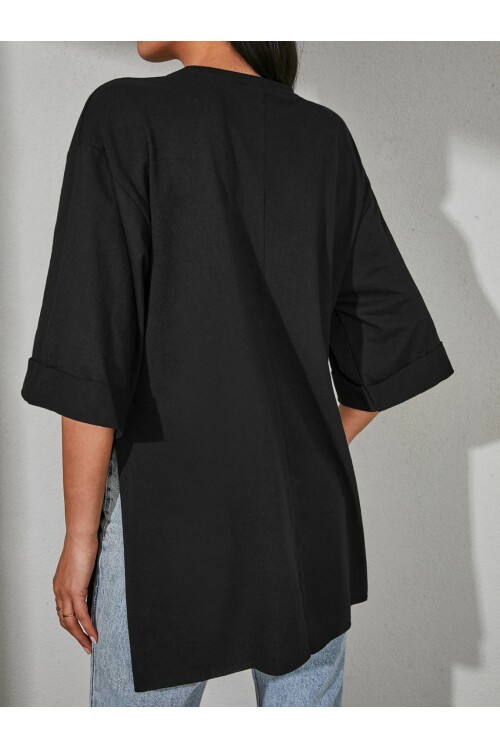Moviment Kadın Standart Beden Duble Kol Yandan Yırtmaçlı Siyah T-shirt