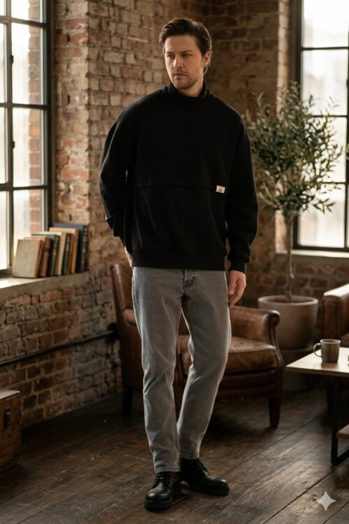 Urban Fit Siyah Dik Yaka Oversize Etiket Detaylı Şardonlu Sweatshirt