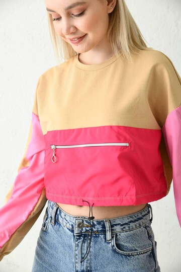 Camel Front Zipper Pocket Detailed Sweatshirt