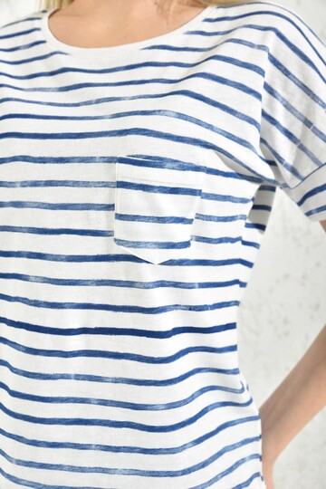 Ecru Printed T-Shirt with Pockets and Short Sleeves