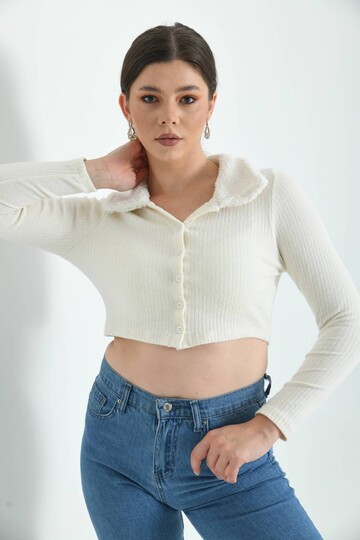 Ecru Shirt Collar Fur Button Detailed Knitted Crop Blouse