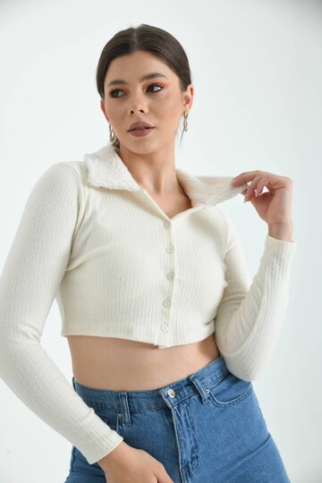 Ecru Shirt Collar Fur Button Detailed Knitted Crop Blouse