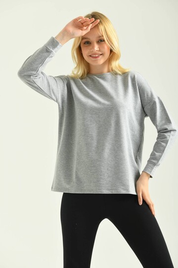 Gray Crew Neck Long Sleeved T-Shirt
