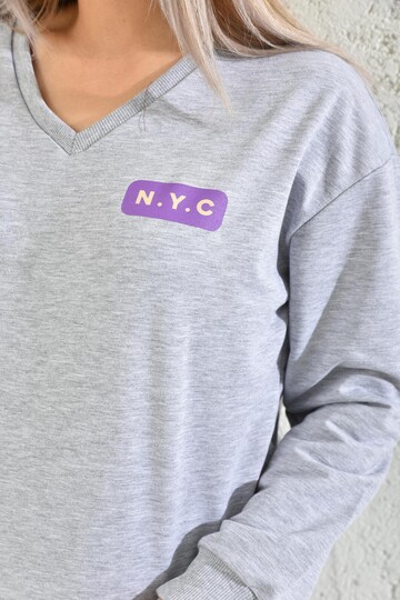 Gray V-Neck Print Detailed Tracksuit Set