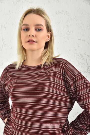 Red Elastic Back and Sleeve Tire Detailed Blouse