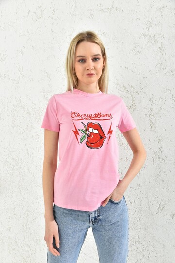 Pembe Bisiklet Yaka Baskı Detaylı T-Shirt