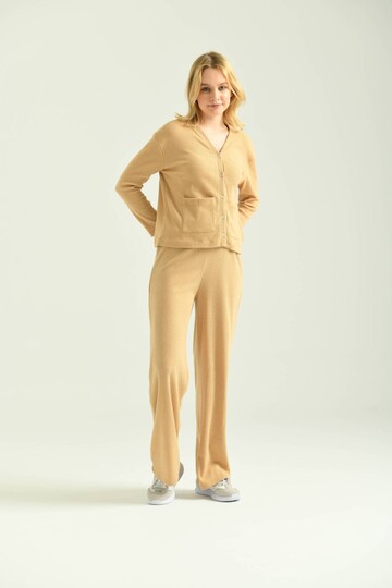 Milk Brown Button Detailed Relaxed Bottom-Top Set