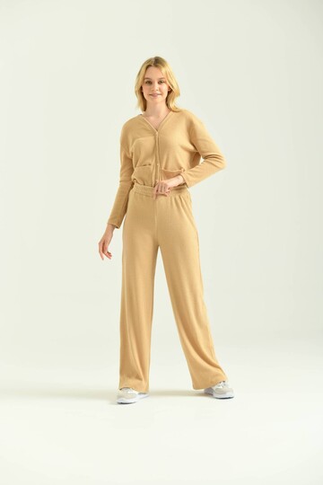 Milk Brown Button Detailed Relaxed Bottom-Top Set