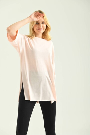 Yavruağzı Duble Kol Geniş Kesim Asimetrik Yırtmaçlı Örme T-Shirt
