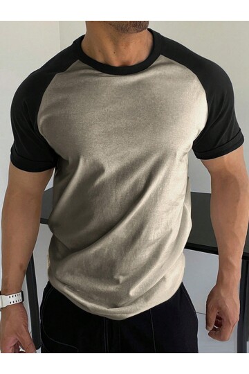 Bej Bisiklet Yaka Omuzları Siyah Garni T-Shirt