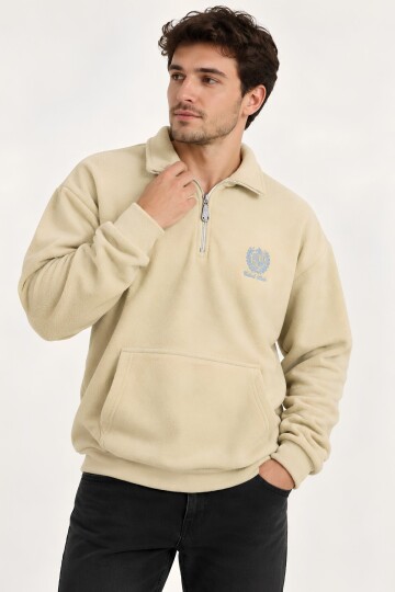 Bej Oversize Geniş Kesim Dik Yaka Anti-Pilling Polar Sweatshirt | Fermuarlı Uzun Kol | Su İtici Polyester Örme Kumaş | Erkek Rahat Kalıp