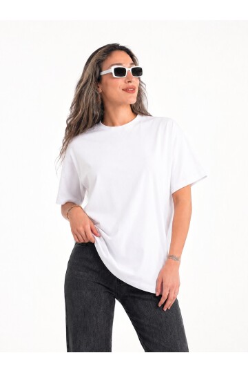 Beyaz Kadın Oversize Bisiklet Yaka Kısa Kollu T-shirt